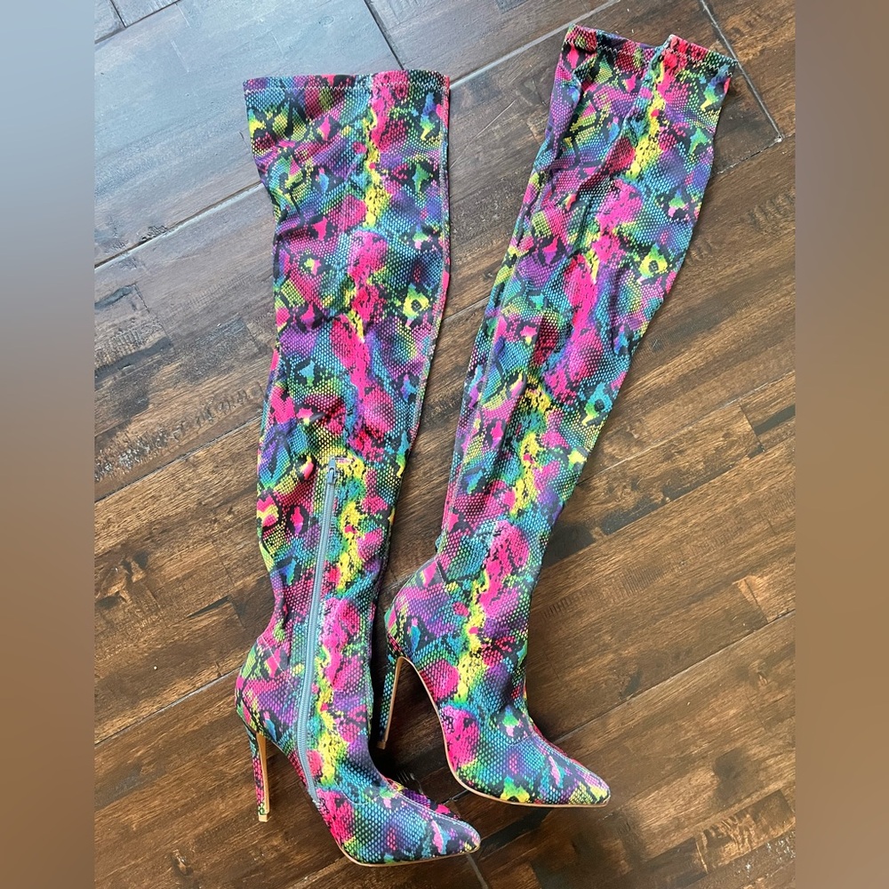 Size 7 1/2 Brand:Miss Lola’s